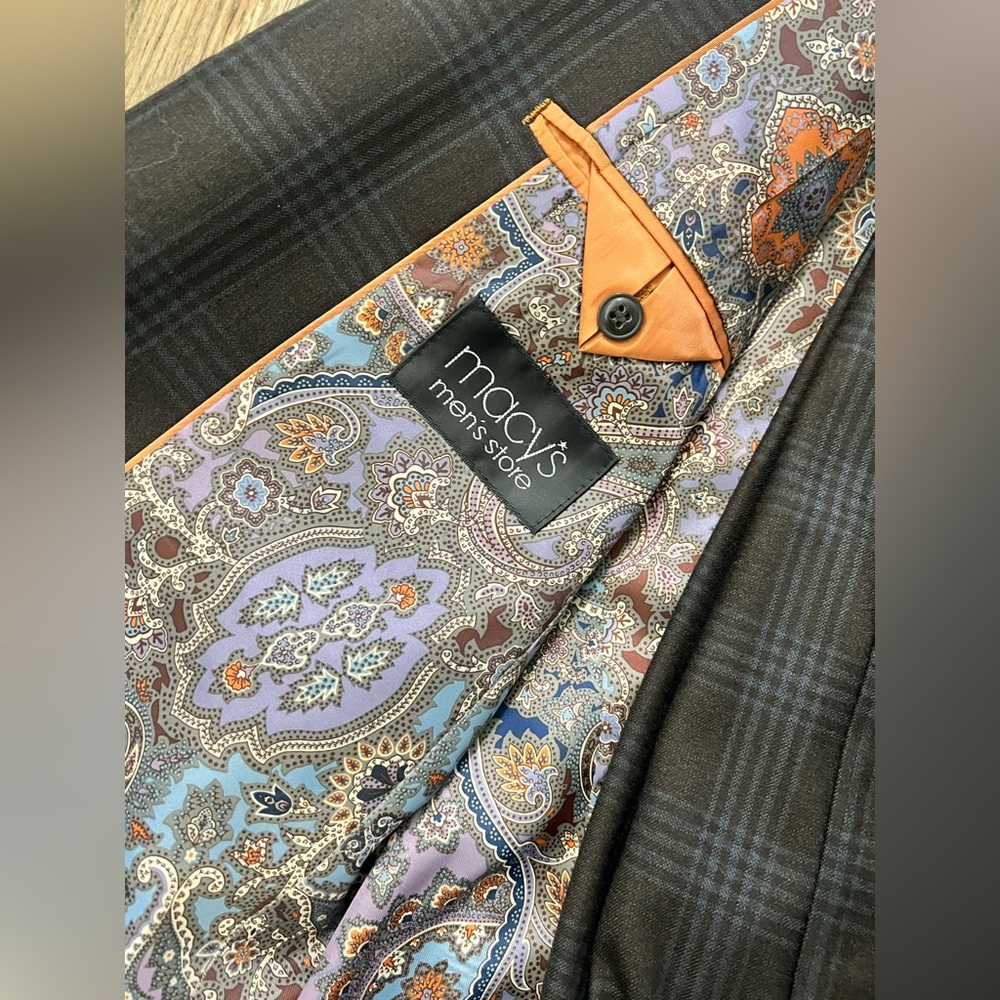Stunning Custom Mens Suite Paisley Lining - Picture 10 of 12